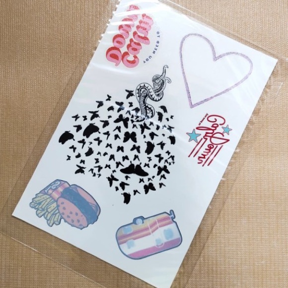 NEW sealed taylor swift VIP lover era deluxe box set tote bag popsocket poster - Picture 16 of 16